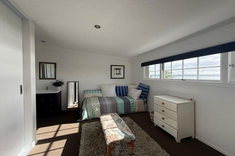 Photo of property in 75a Torkar Road, Clarks Beach, 2122