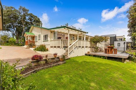 Photo of property in 75 Taunton Terrace, Blockhouse Bay, Auckland, 0600