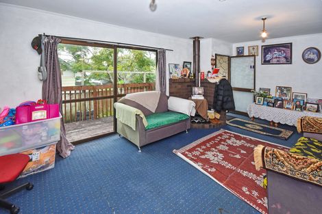 Photo of property in 15 Trounson Avenue, Clendon Park, Auckland, 2103