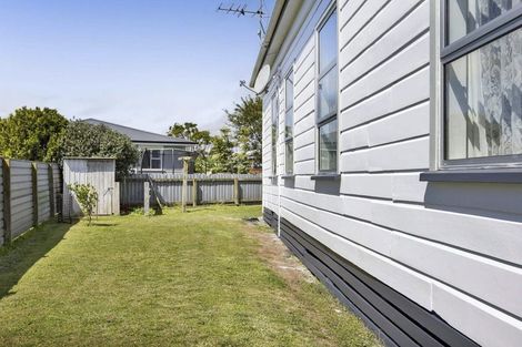 Photo of property in 176 Glover Road, Hawera, 4610