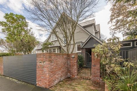 Photo of property in 37 Holmwood Road, Merivale, Christchurch, 8014