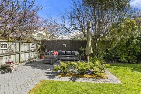 Photo of property in 5a Kauri Street, Woburn, Lower Hutt, 5011