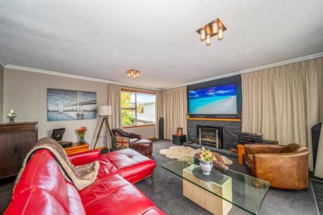 Photo of property in 44 Awanui Street, Merrilands, New Plymouth, 4312