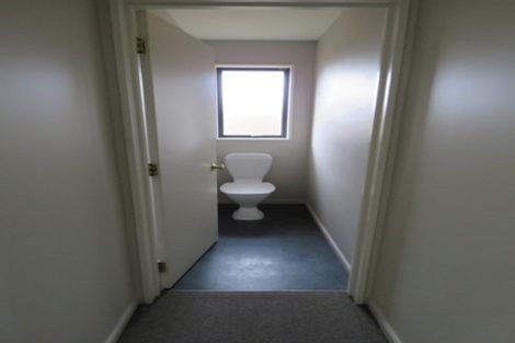 Photo of property in 6 Sheraton Place, Redwood, Christchurch, 8051