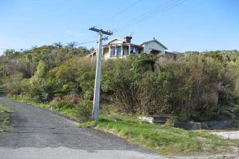 Photo of property in 1 Taylor Street, Cobden, Greymouth, 7802