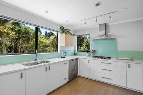 Photo of property in 15 Glenreagh Place, Torbay, Auckland, 0630