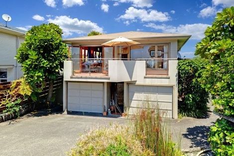 Photo of property in 1/556 East Coast Road, Windsor Park, Auckland, 0630