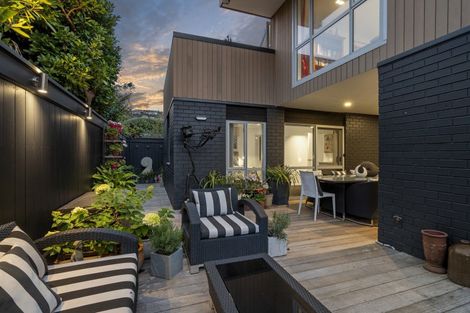 Photo of property in 102a Esplanade, Sumner, Christchurch, 8081