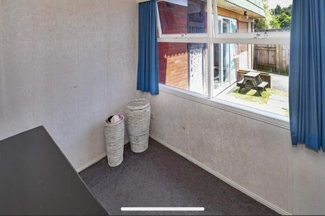 Photo of property in 16 Mccall Place, Opaheke, Papakura, 2113