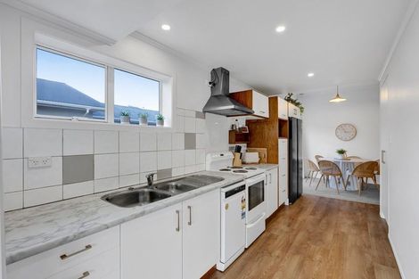 Photo of property in 42 Gaine Street, New Plymouth, 4310