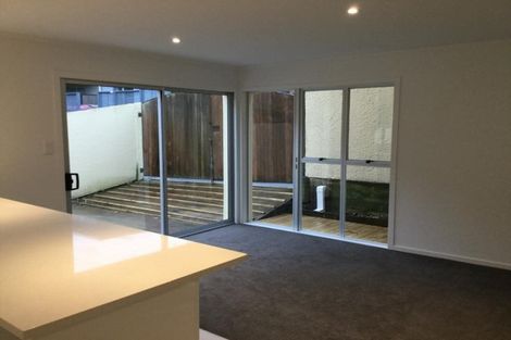 Photo of property in 1/43 Masterton Road, Rothesay Bay, Auckland, 0630