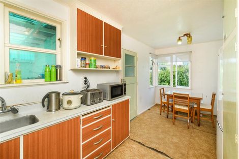 Photo of property in 35 Beaven Street, Marton, 4710