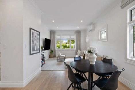 Photo of property in 11 Miro Street, Takaro, Palmerston North, 4410