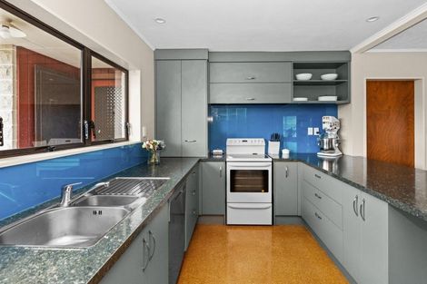 Photo of property in 149 Tait Drive, Greenmeadows, Napier, 4112