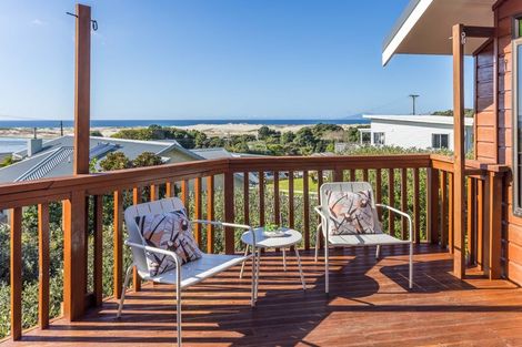 Photo of property in 21 Devon Street, Mangawhai Heads, Mangawhai, 0505