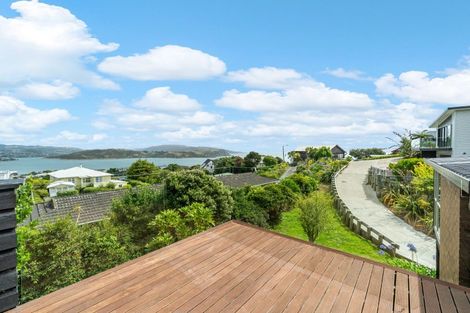 Photo of property in 6 The Track, Plimmerton, Porirua, 5026