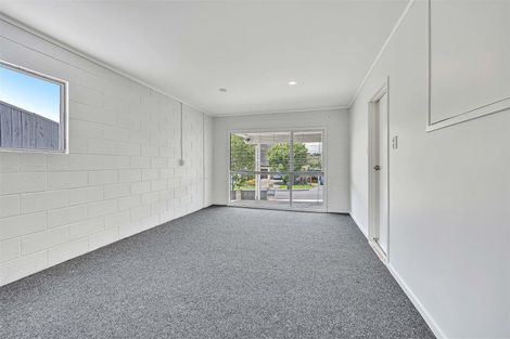 Photo of property in 4 Bacot Place, Howick, Auckland, 2014