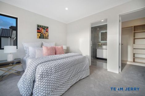 Photo of property in 21 Knockanara Drive, Flat Bush, Auckland, 2019