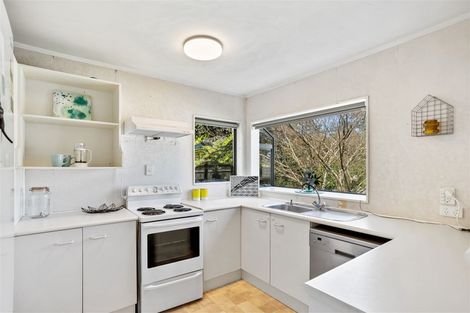 Photo of property in 106 Glen Road, Ranui, Auckland, 0612