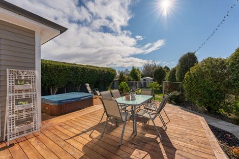 Photo of property in 11 South Terrace Road, Geraldine, 7930