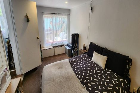 Photo of property in 1/117 Seaview Road, Westown, New Plymouth, 4310