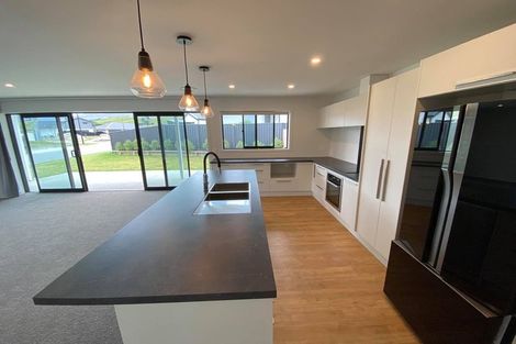 Photo of property in 35 Silver Street, Lower Shotover, Queenstown, 9304