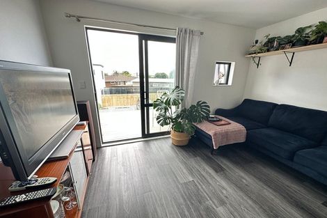 Photo of property in 12/3 Abbotleigh Avenue, Te Atatu Peninsula, Auckland, 0610