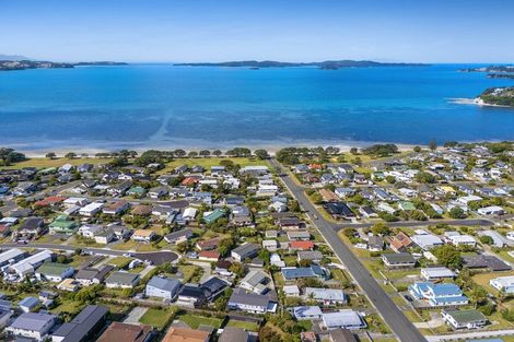 Photo of property in 22a Ngatira Place, Snells Beach, 0920