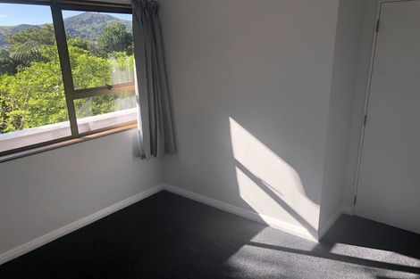 Photo of property in 9 Kate Way, Karori, Wellington, 6012