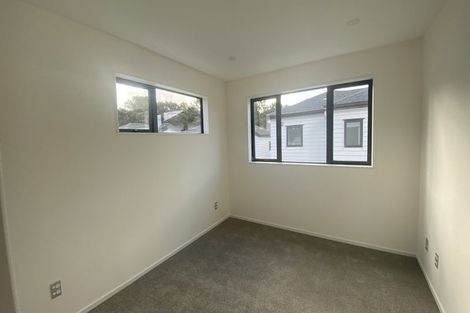 Photo of property in 37a Allington Road, Massey, Auckland, 0614