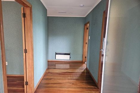 Photo of property in 23 Newhaven Place, Roslyn, Palmerston North, 4414