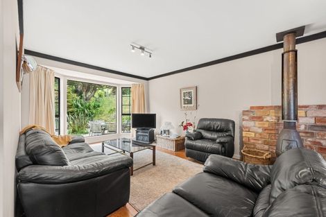Photo of property in 117 Sweetacres Drive, Belmont, Lower Hutt, 5010