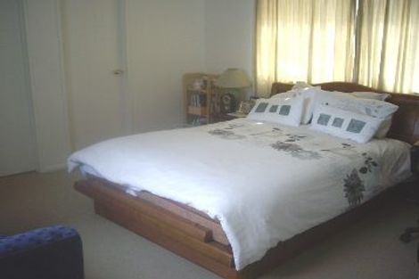 Photo of property in 18b Becroft Drive, Forrest Hill, Auckland, 0620