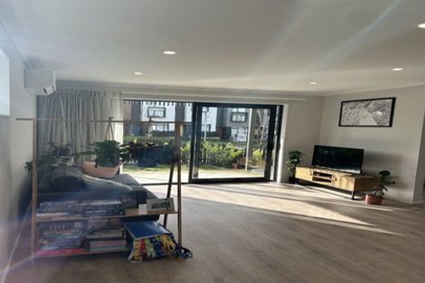 Photo of property in 5/73 Hobsonville Point Road, Hobsonville, Auckland, 0616