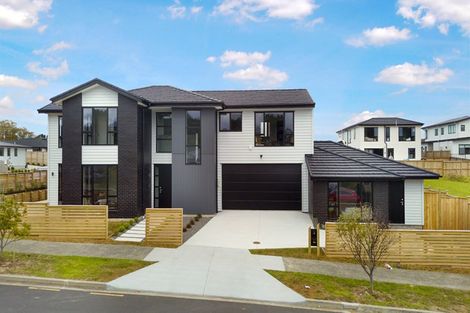 Photo of property in 19 Paihere Street, Huapai, Kumeu, 0810