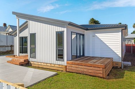 Photo of property in 15 Ormond Road, Whataupoko, Gisborne, 4010