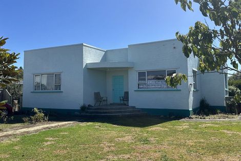 Photo of property in 74 Parris Street, Waitara, 4320