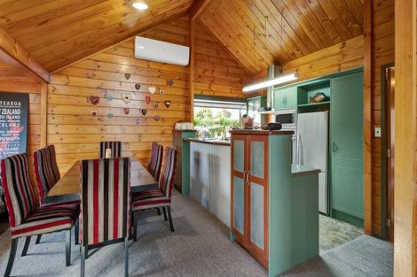 Photo of property in 8 Pohutukawa Drive, Opunake, 4616