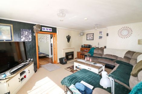 Photo of property in 214 High Street, Dannevirke, 4930