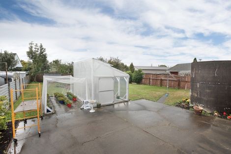 Photo of property in 4 Johnson Street, Bulls, 4818