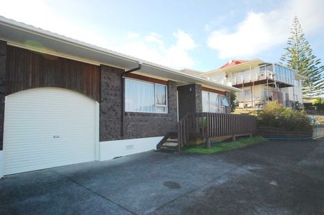 Photo of property in 2/39 John Davis Road, Mount Roskill, Auckland, 1041
