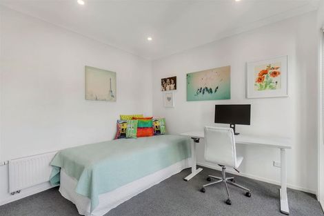 Photo of property in 8 The Track, Plimmerton, Porirua, 5026