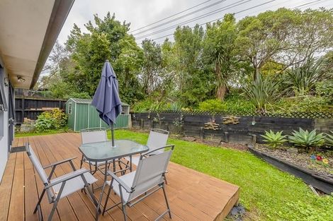 Photo of property in 87a Triangle Road, Massey, Auckland, 0614