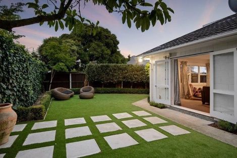 Photo of property in 2/38 Clare Road, St Albans, Christchurch, 8014