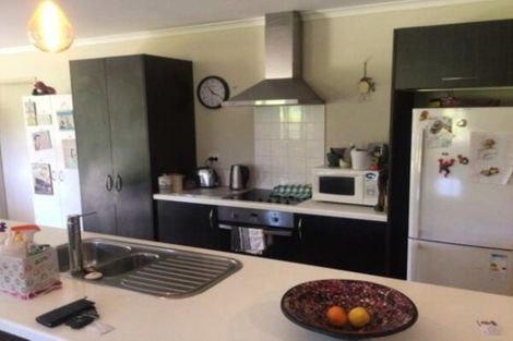 Photo of property in 70 South Kensington Way, Henderson, Auckland, 0612