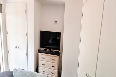 Photo of property in 2/83 Hinemoa Street, Birkenhead, Auckland, 0626