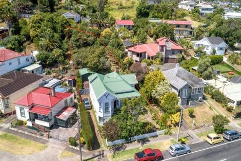 Photo of property in 824 Rolleston Street, Thames, 3500