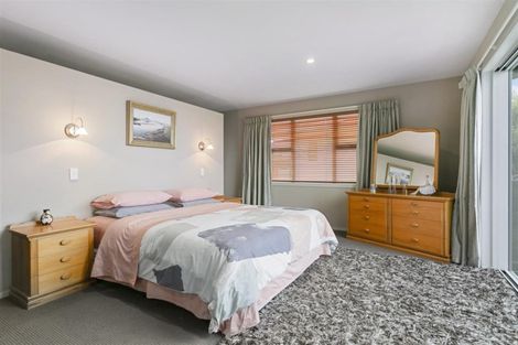 Photo of property in 28 Vaucluse Drive, Nukuhau, Taupo, 3330