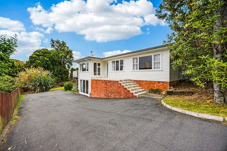 Photo of property in 49 Tiroroa Avenue, Te Atatu South, Auckland, 0610