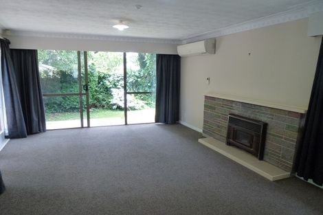 Photo of property in 32 Te Kanawa Crescent, Henderson, Auckland, 0610